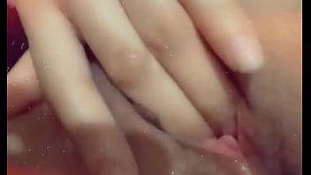 Dise Q Ella Es Timida. Mi Besins