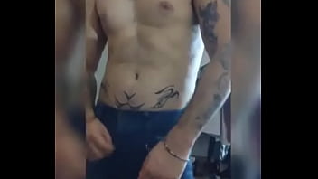 Erick Barrientos - Tattoo-chico-sexi - ID1588045