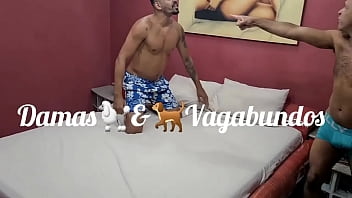 Casada Com Tesão Fode Com Dois E O Corno Só Observou A Rapaziada Fudendo A Gordinha Safada. - Leo Ogro - Ant_nyvtt