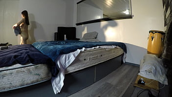 Scarlett Johnson Solo-fuck Left