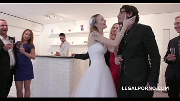 A Clockwork Gang Pilot, How The Story Begins - Part #1/3. Kira Thorn Gets The Milk Gio254