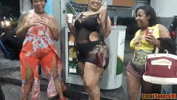 Saindo Da Festa O Bonde Das Meninas, Para No Posto De Gasolina E Apronta Todas Grazy Sapeca, Nana Diaba, Suzy Furação