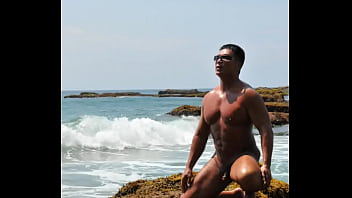 プロ撮影ノーカット, 海の岩場 - Unknown - 2025 - Intense - Experience - Video 1571898