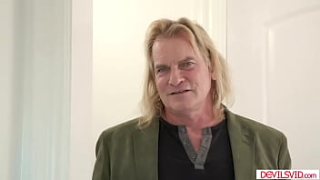 Devilsvid.com - Old Man Ass Fucking Friends Stepdaughter
