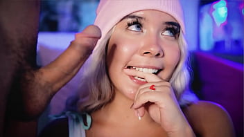 Sexy Latina Babe Looks So Sexy Sucking Cock