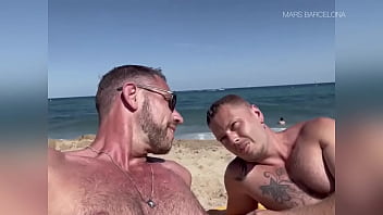 Getting Horny At The Beach With Simon And Great Creampie After