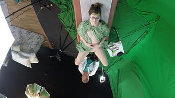 Gigi Breeze Gyno Above 2