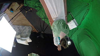 Gigi Breeze Gyno Above 1