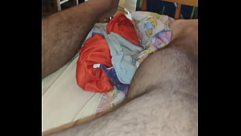 Acostado en la cama 24-05-22