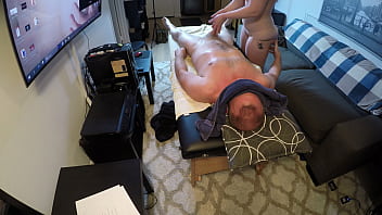 Gigi Breeze Massage Main 2