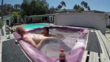 Dayanara Naked Hot Tub Left 2