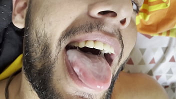 Levei No Cuzinho E Tomei O Leite Grosso