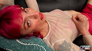 Groobygirls: Pretty Poppy