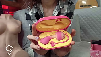 Sarah Sue Unboxing Pinkpunch Sunset Mushroom Vibrator