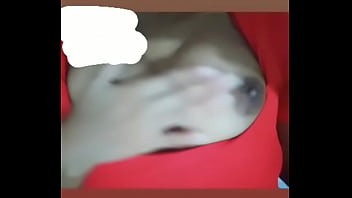 Jovencita Enseñando Tetas A Cambio De Su Tarea