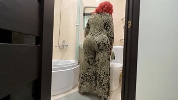 He Lifted His Skirt And Inserted A Dick In Mature Anal