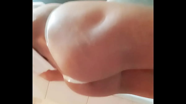 Horny Bubble Ass