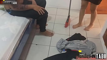 Porn Amateur Ama De Llave Acepta Coger Por Aumento De Salario, Sex Con La Chica Ama De Casa Con Joven De Polla Grande