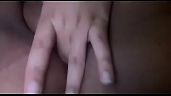 Redbone Fingers Wet Pussy