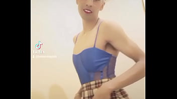 Tania Colegiala Con Su Primer Body