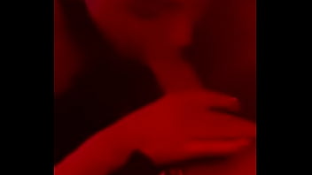 De Tanto Tesao, Mamei Um Cara Que Conheci No Meio Da Balada