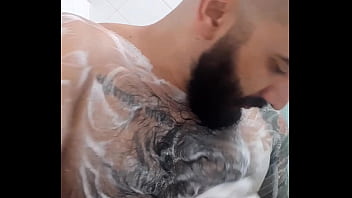 Vem Tomar Banho Comigo - cumshot, cum, hairy, masturbate, shower, spy, bath, bear, big-cock, musclebear, peludo, gay-porn, ga - Video 1553115