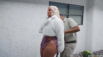 All Dolled Up: Double Trouble - Julie Cash, Savannah Bond / Brazzers / Stream Full From