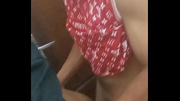 Dando Pro Boy Escondido