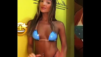 Ass, Booty, Solo, Dancing, Gostosa, Bunda, Safada, Cu, Cavala, Dancando, Rabo, Raba - Ass - 2025 - Amazing - Scene - Video 1618695