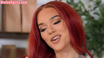 Redhead Ts Waitress Barebacked And Mouth Jizzed By Customer