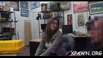 Fascinating Beauty ' Twat Filled With Meat Bazooka