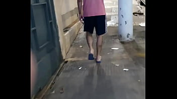 Tirando Leite Na Rua. (presente Do Mr Bumbum Brasil)