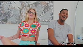 Taylor Blake Interview With Pussy Bandit