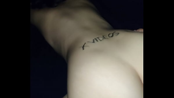 Jovencita Latina Hace Su Video De Verificación