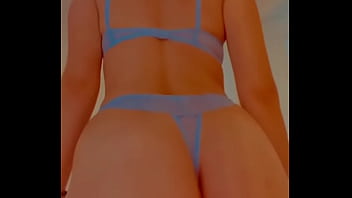 Atrapo A Mi Prima Haciendo Webcam