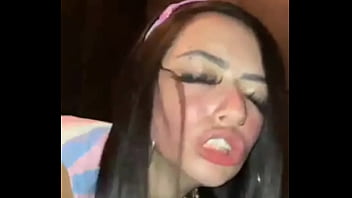 Brincando Com A Badmelli No Glory Hole