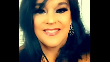 Sexy Stephanie Showing Off Tits