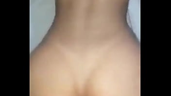 Mc Loma Gemendo No Pau