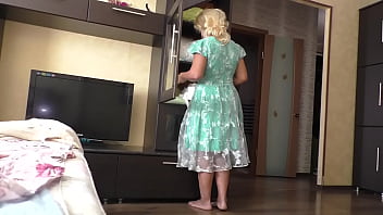 The Milf' Usual Household Chores Turned Into Anal Sex When She Showed Her Big Ass