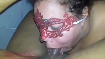 Minha Puta Fazendo Um Boquete Guloso