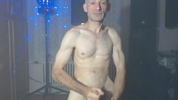 Girls, Family, Free - Familial_relations - 2025 - Hot - Scene - Video 1519724