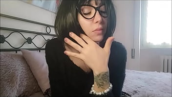 My Stepaunt Is Always Very Sexy, But With A Diaper She Is Even More Sexy