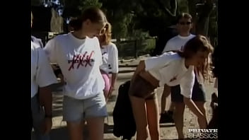 Victoria Blue _ Rubber Kiss, Report