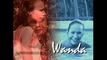 Wanda Fucks In A Bar