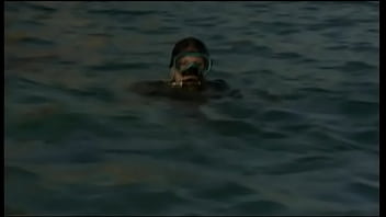 Claudia Rossi Has Her Ass Gaped Wide Open On The Beach