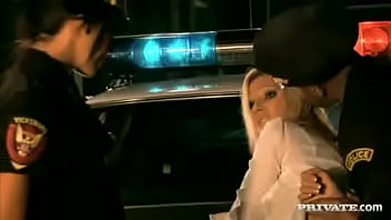 Bambi Sandy Do Some Cum Swapping When Stopped By Cops In A Ffm 3 Way