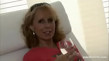 44 Year Old Koko Shows Off Her Body And Fucks A Waiter