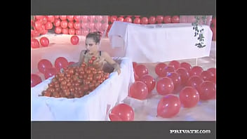 Michelle Wild And Veronica Sinclair Get A Dp Using A Dick And A Dildo