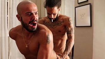 Andy Rodrigues Maltratando E Pegando Pesado Com O Petrick Garcia