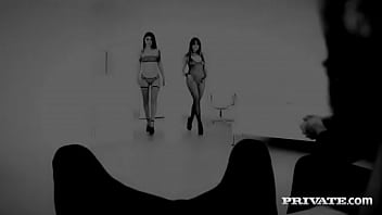 Deep Throat Sluts Samantha Bentley _ Misha Cross Kiss To Share Cum